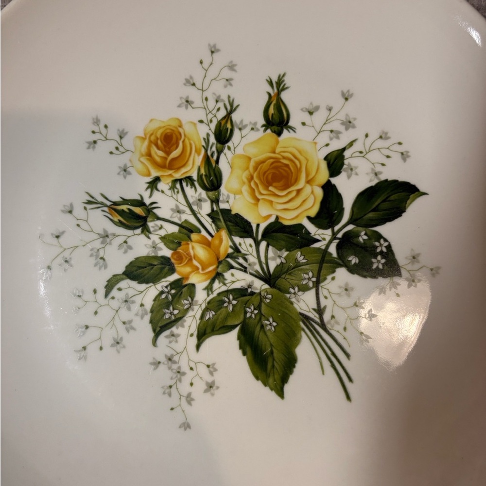 Sabin Cathy Yellow Rose Ceramic Dinner Plate
